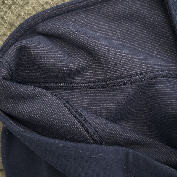 LuluLemon wunder under pants 25” with silver - Picture 2 of 4